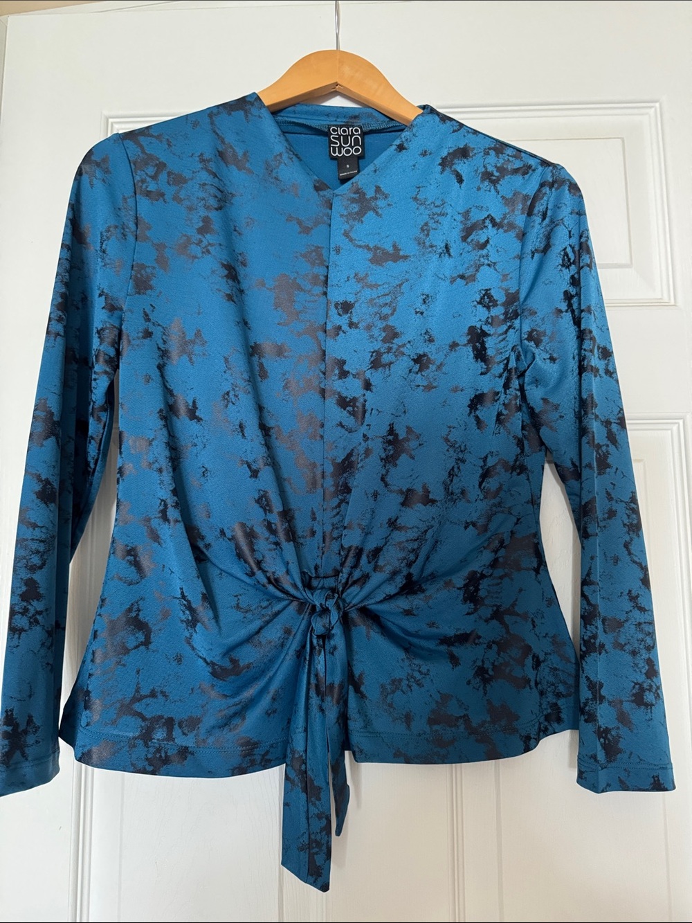 CLARA SUNWOO Blue and Black Tie-Front Long Sleeve Blouse